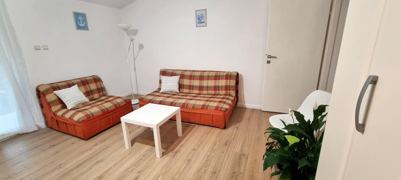Apartment Folic سوتوموري المظهر الخارجي الصورة